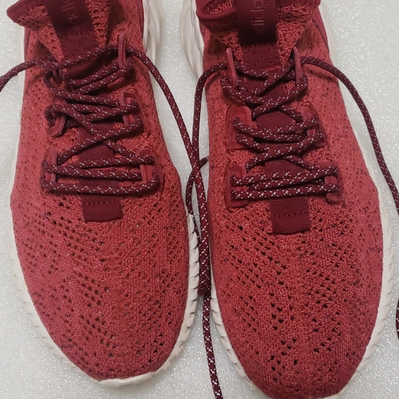 ADIDAS - Picture 14 of 16